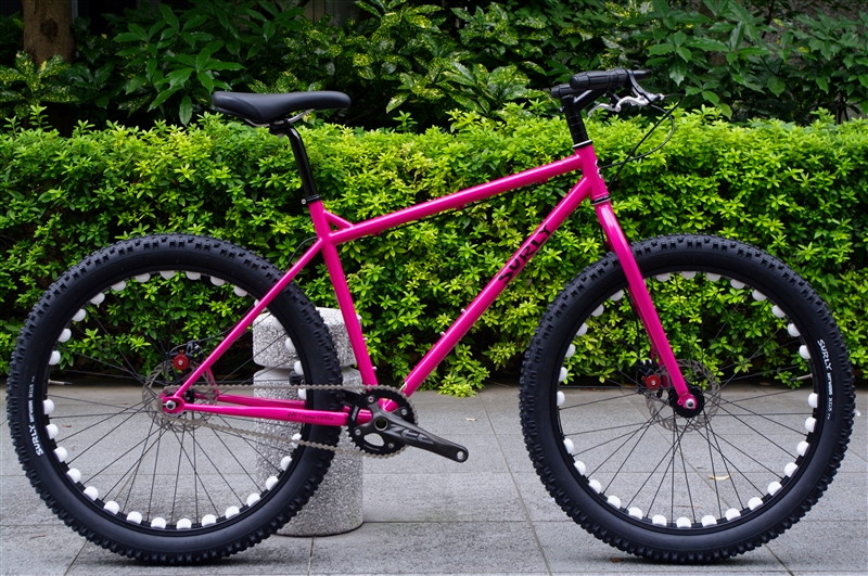 surly_1×1_pink