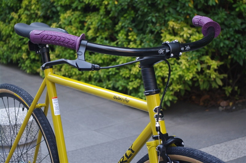 surly steamroller yellow サーリー の画像