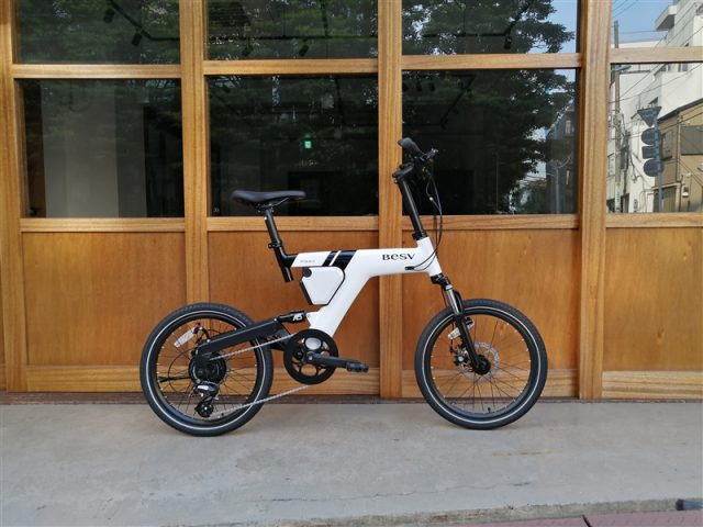 デザイン性の高いe-bikeブランドbesvのミニベロpsa-1