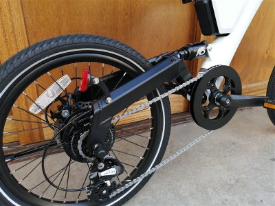 デザイン性の高いe-bikeブランドbesvのミニベロpsa-1