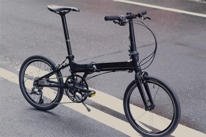 折り畳み自転車の代名詞 DAHON 2022年ニューモデル "DEFTAR" 軽量な折畳自転車
