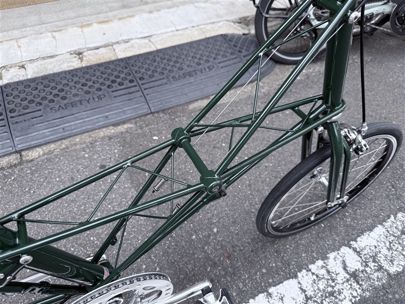 イギリス製ミニベロ MOULTONBICYCLES "TSR9-SP"