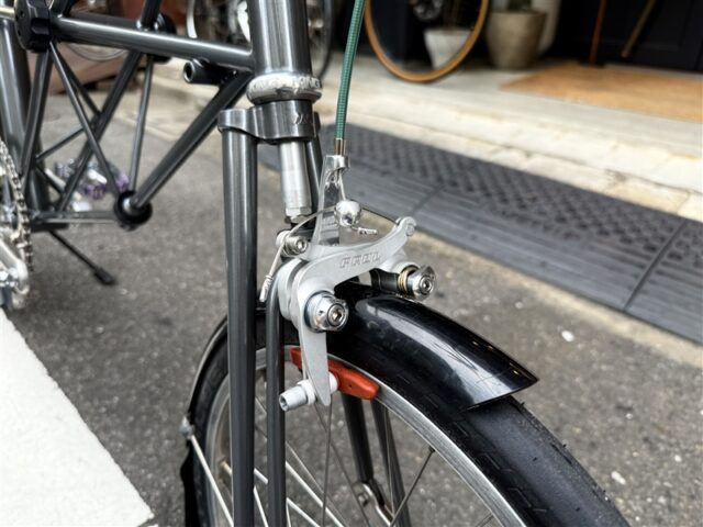 MOULTONBICYCLE-AM7-REPAINT
