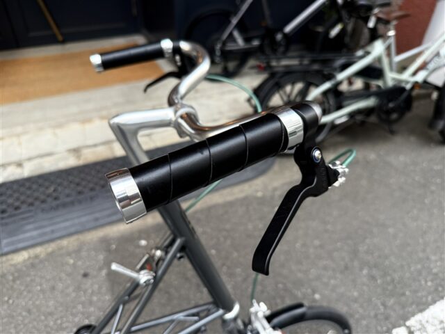 MOULTONBICYCLE-AM7-REPAINT