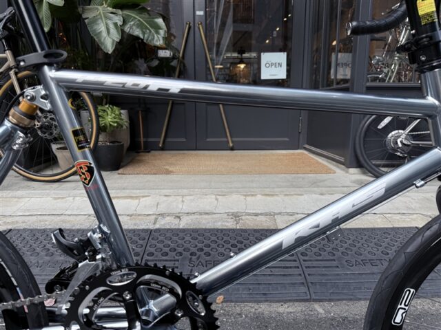 走行性と輪行を両立 KHS "P-20RC"