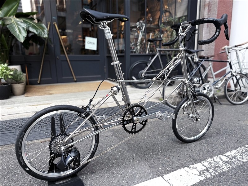 イギリス製ハンドメイドミニベロ ALEXMOULTON AM-GT Mk3