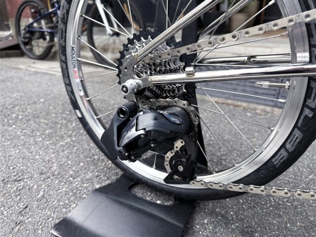 イギリス製ハンドメイドミニベロ ALEXMOULTON AM-GT Mk3