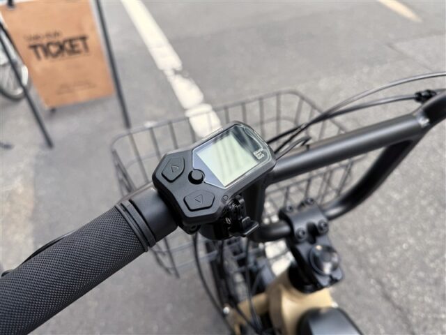 チャイルドシート取り付け可能なE-BIKE BRUNO "E-TOOL"