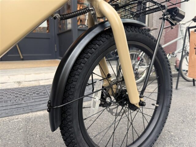チャイルドシート取り付け可能なE-BIKE BRUNO "E-TOOL"