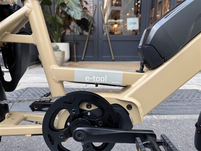 チャイルドシート取り付け可能なE-BIKE BRUNO "E-TOOL"