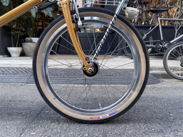 チャイルドシート取り付け可能な日本製ミニベロフレーム EBS "LEAFLONG"