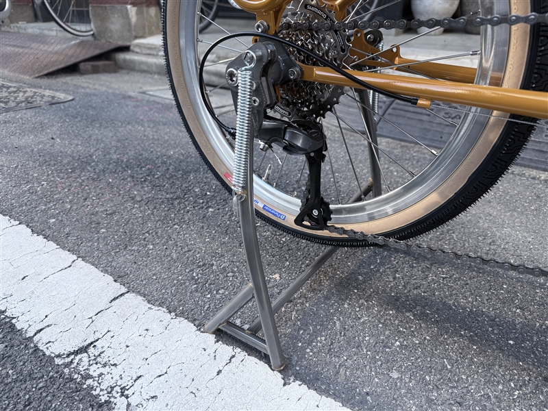 チャイルドシート取り付け可能な日本製ミニベロフレーム EBS "LEAFLONG"