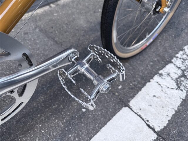 チャイルドシート取り付け可能な日本製ミニベロフレーム EBS "LEAFLONG"