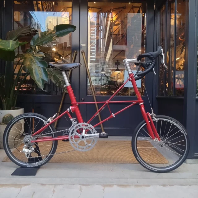 アレックス　モールトン　ＫＯＯＷＨＯ　スタンド MOULTON  TSR　限定品 KOOWHOオリジナル開発のモールトン用アクセサリー｜NEWS｜ALEX