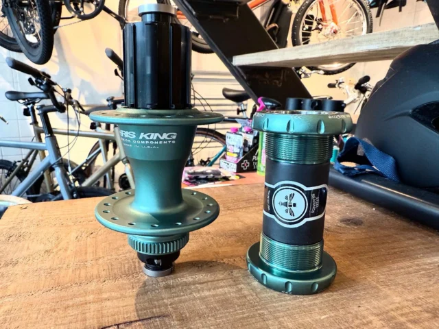 【墨田区】【お引き取り】ミニベロ 自転車 青緑　前バスケット付き 楽天市場】【ふるさと納税】ヱビス自転車 ミニベロカーゴ電動